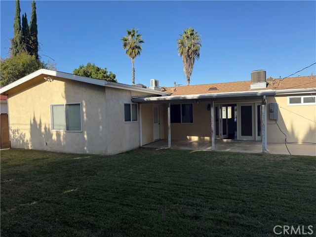 Building Photo - 23056 Lanark St