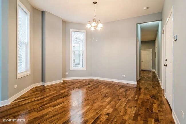 Building Photo - 3035 W Flournoy St