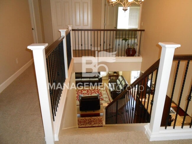 Building Photo - Beautiful NW Portland Home with Neighborho...