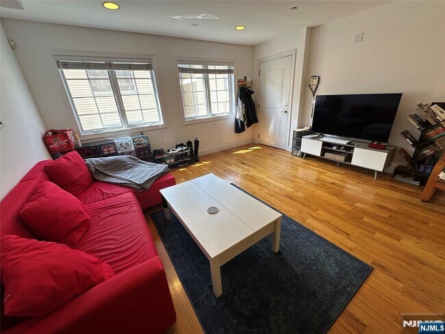 Foto del edificio - 124 68th St
