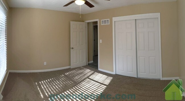 Foto del edificio - 9120 W 78th St