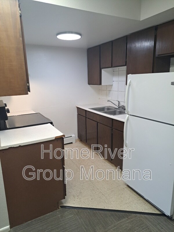 Foto del edificio - 707 SW Higgins Ave