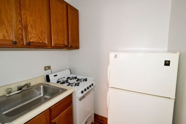 Foto del edificio - 543 W Wellington Ave