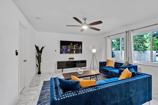 Foto del edificio - 2065 SW 28th Terrace