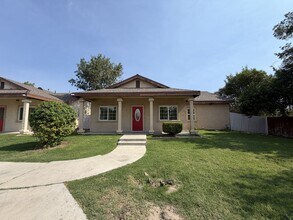 Building Photo - 7216 Yates St