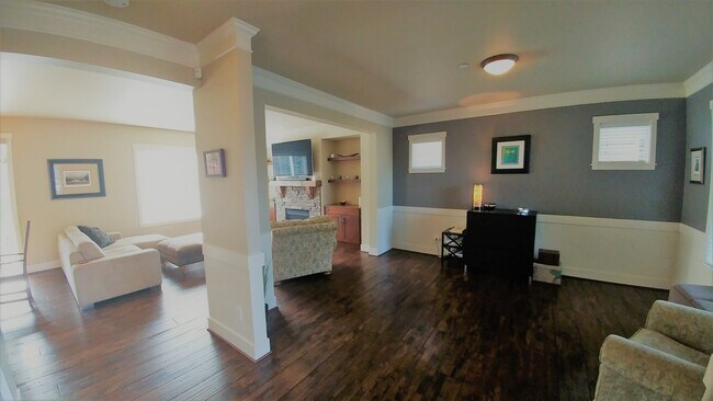 Building Photo - Fantastic 4-Bedroom In Auburn!