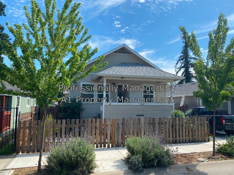 Primary Photo - 3708 7th Ave