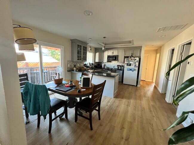 Foto del edificio - 7807 Stefenoni Ct