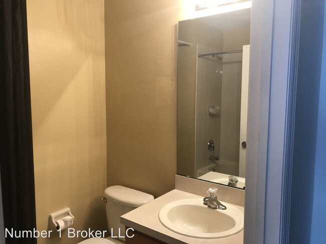 Foto del edificio - 5141 Fenwood Ln