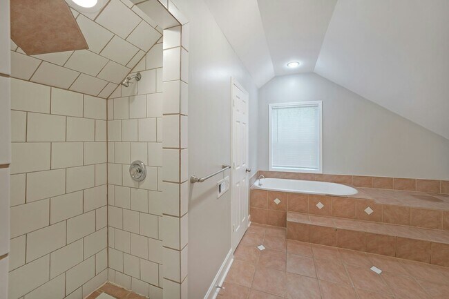 Foto del edificio - 1075 McDaniel St SW