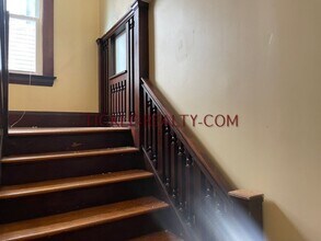 Building Photo - 37-37 Wellesley St