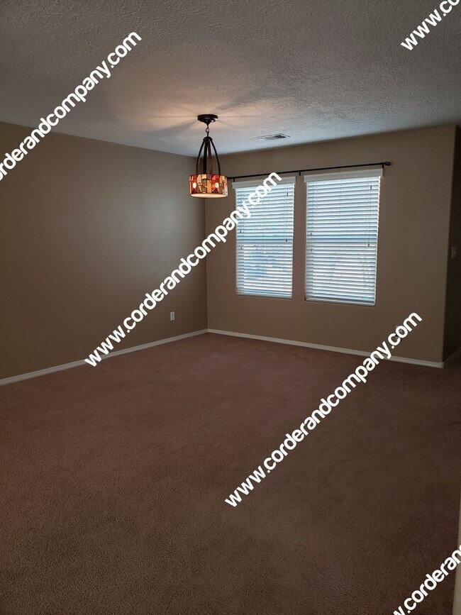 Foto del edificio - Gorgeous & Large 3 Bedroom, 2.5 Bathroom, ...
