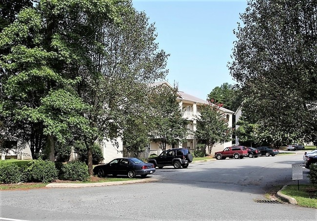 Building Photo - The Pines Apartments