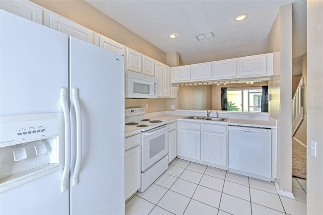 Foto del edificio - 1309 Costa Mesa Dr