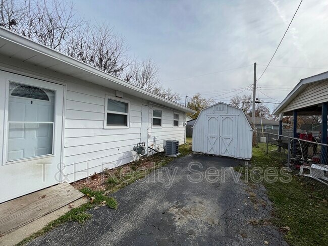 Building Photo - 4531 Bertrand Rd