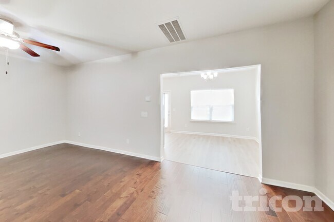 Foto del edificio - 209 Ashmere Ct