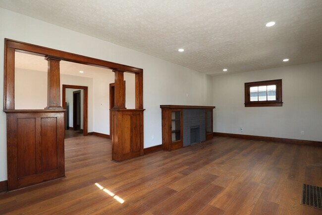 Building Photo - Newly Updated 3 Bedroom Home!