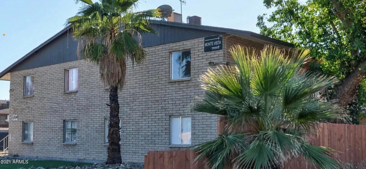 Foto principal - 1709 W Mountain View Rd