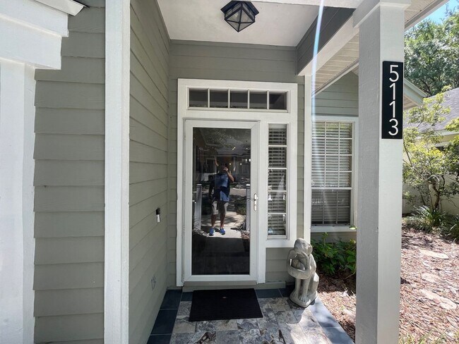 Foto del edificio - 3 br, 2 bath House - 5113 SW 103rd Way