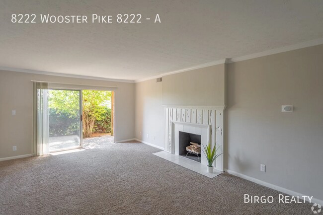 Building Photo - Resort-Like HUGE 3-Bedroom in MARIEMONT SC...