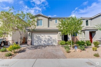 Building Photo - 920 Lotus Falls St