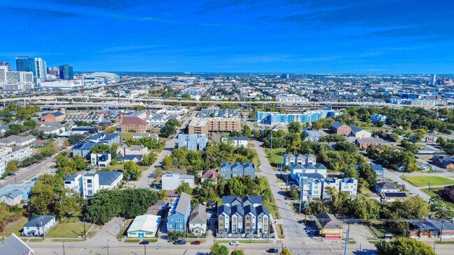 Foto del edificio - 2524 Live Oak St