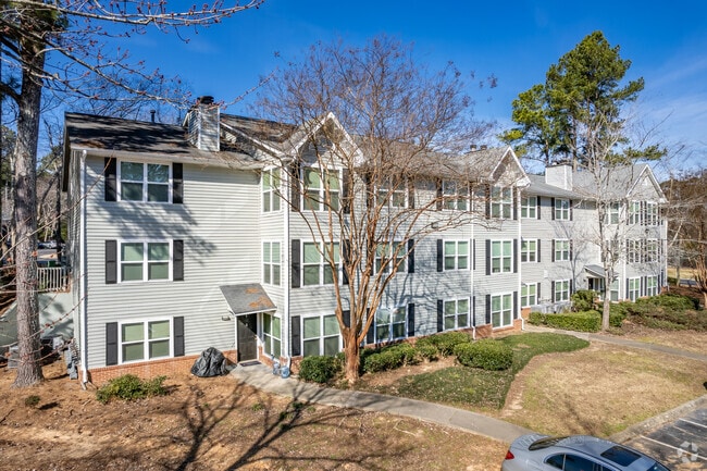 Building Photo - Brookstone