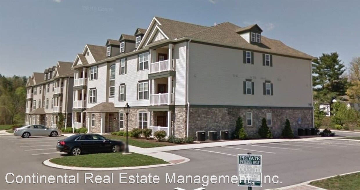 Primary Photo - 1 br, 1.5 bath House - 113 Alma Mater Drive