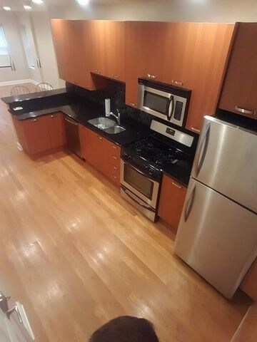 Foto del edificio - 5700 N Maplewood Ave