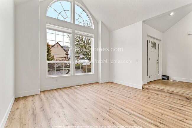 Foto del edificio - Lovely 2 Story Bethany home!