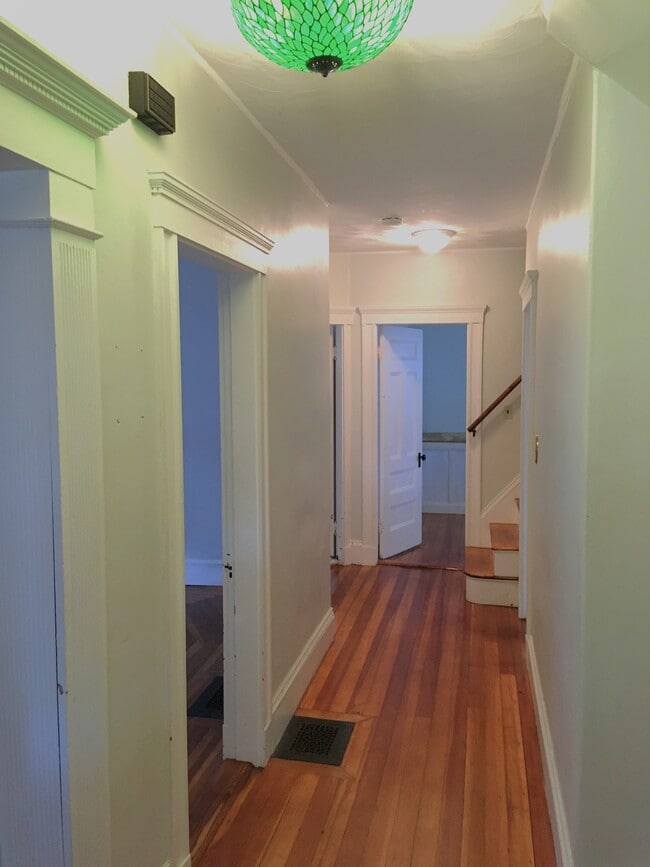 Foto del edificio - 166 Walnut St
