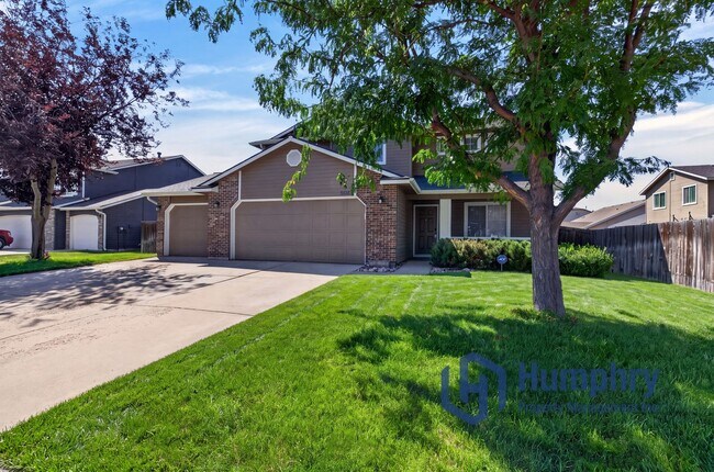 Building Photo - 2243 N Cougar Way