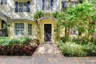 Building Photo - 312 N Bromeliad