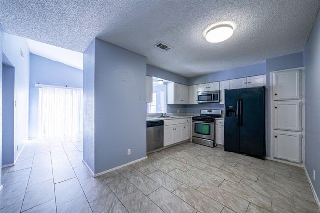 Foto del edificio - 1212 Bonnie Brae St