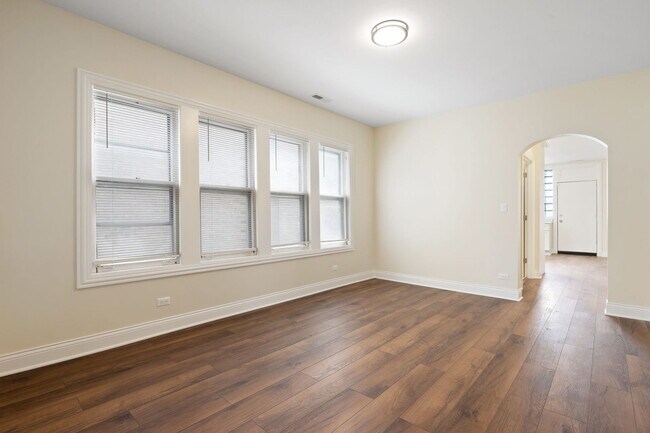 Foto del edificio - 1639 E 86th Pl