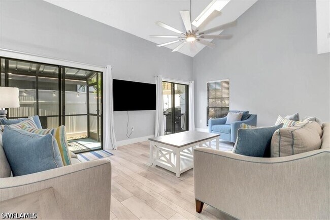 Building Photo - 823 Meadowland Dr