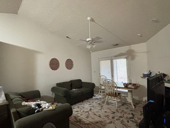 Building Photo - 2737-2741 Wyndham Way