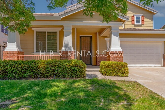 Building Photo - 803 Twin Oaks Dr