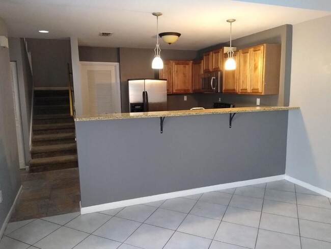 Foto del edificio - 4703 Holly Lake Dr