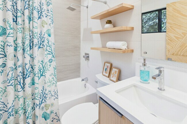 Foto del edificio - 2282 Whitney Ave