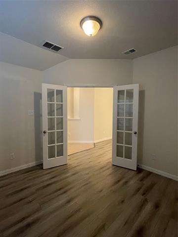 Foto del edificio - 2824 Castle Creek Dr