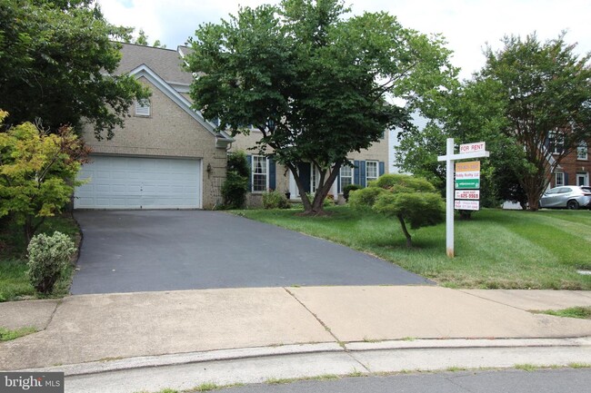 Building Photo - 13015 Azalea Woods Way
