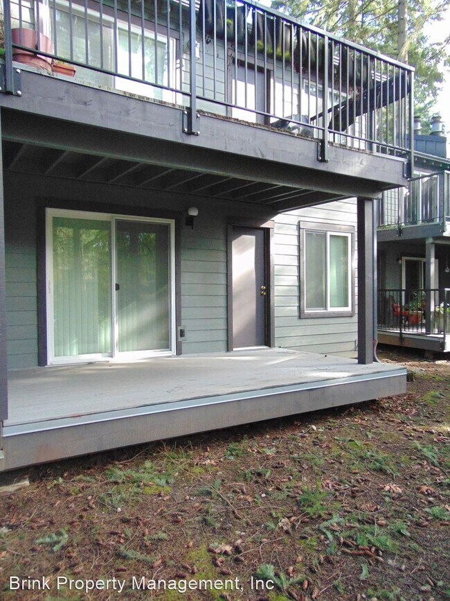 Building Photo - 2 br, 1 bath House - 14633 NE 31st ST  #9-B