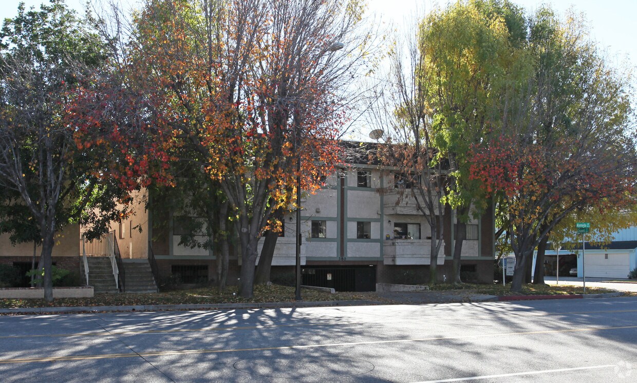 Building Photo - 380 W Alameda Ave