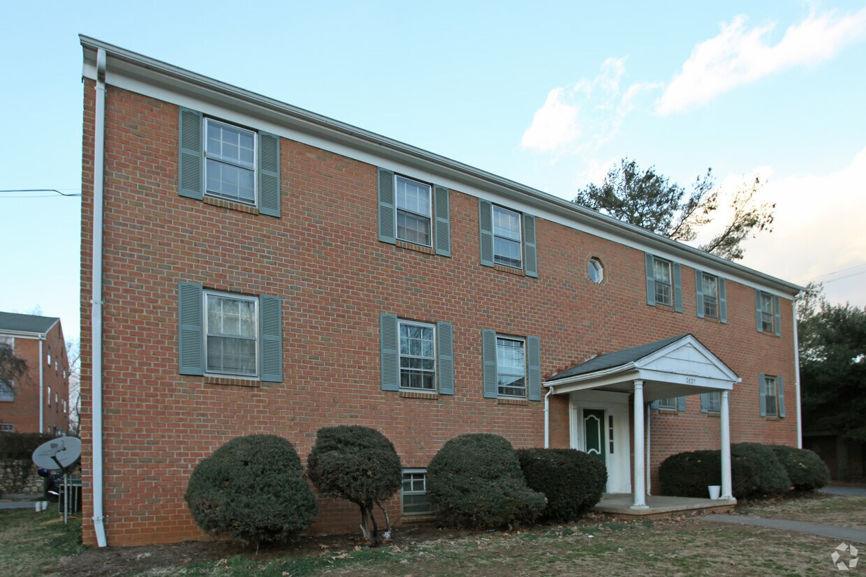 Foto del edificio - Grandin Greenway Apartments