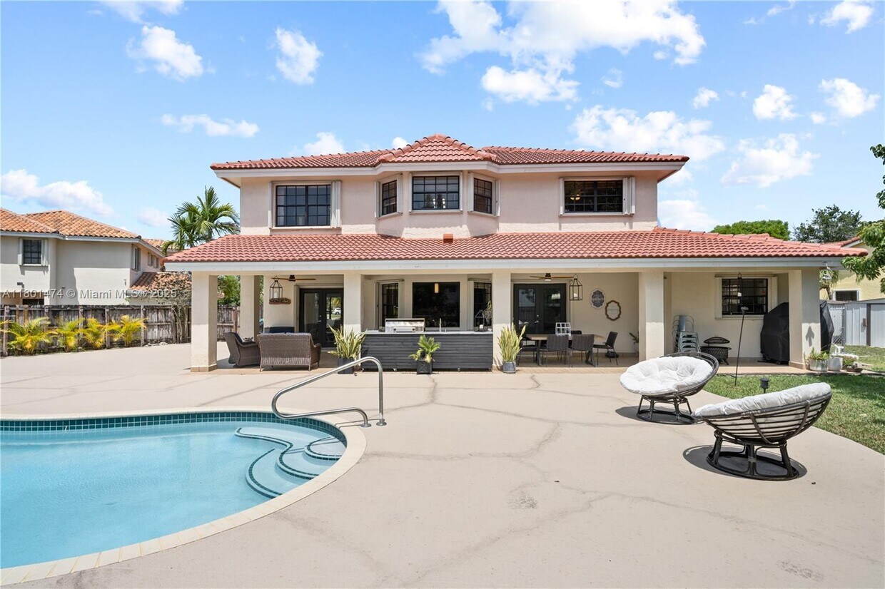 Foto principal - 4671 SW 155th Pl