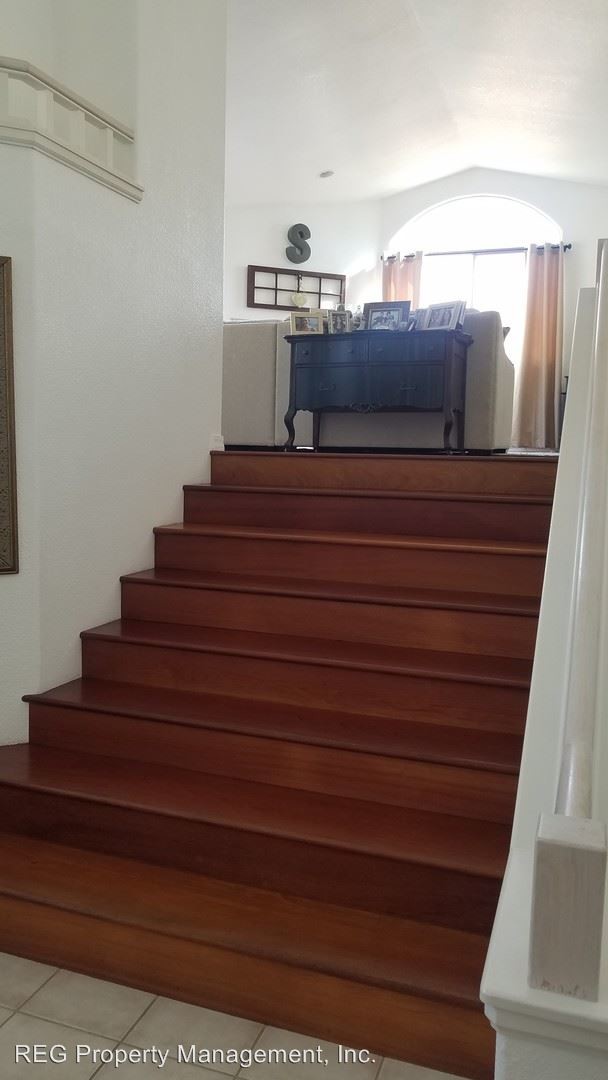 Building Photo - 3 br, 2.5 bath House - 170 El Viento
