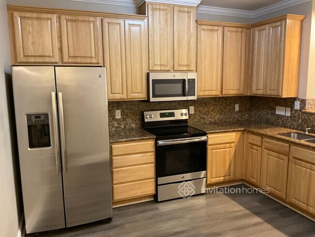 Foto del edificio - 9605 Waterwood Ct