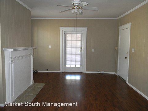 Building Photo - 2109 Abercorn St
