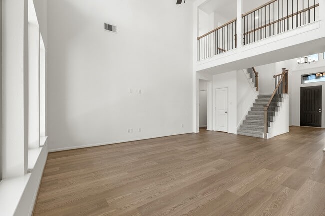 Foto del edificio - 2610 Glacier Pt Dr